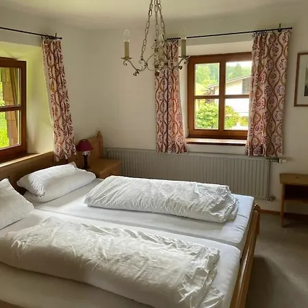 With 2 Bedrooms Сasa de vacaciones