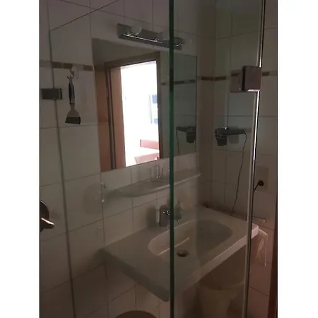 With 2 Bedrooms *
